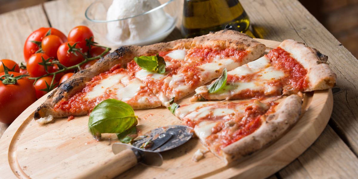 Delícia de Pizza Margherita! Experimente nossa deliciosa e fácil receita!