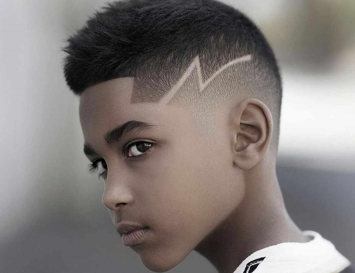 Haircuts Designs for Boys  Corte de cabelo infantil masculino, Cabelo  masculino, Desenho de cabelo masculino