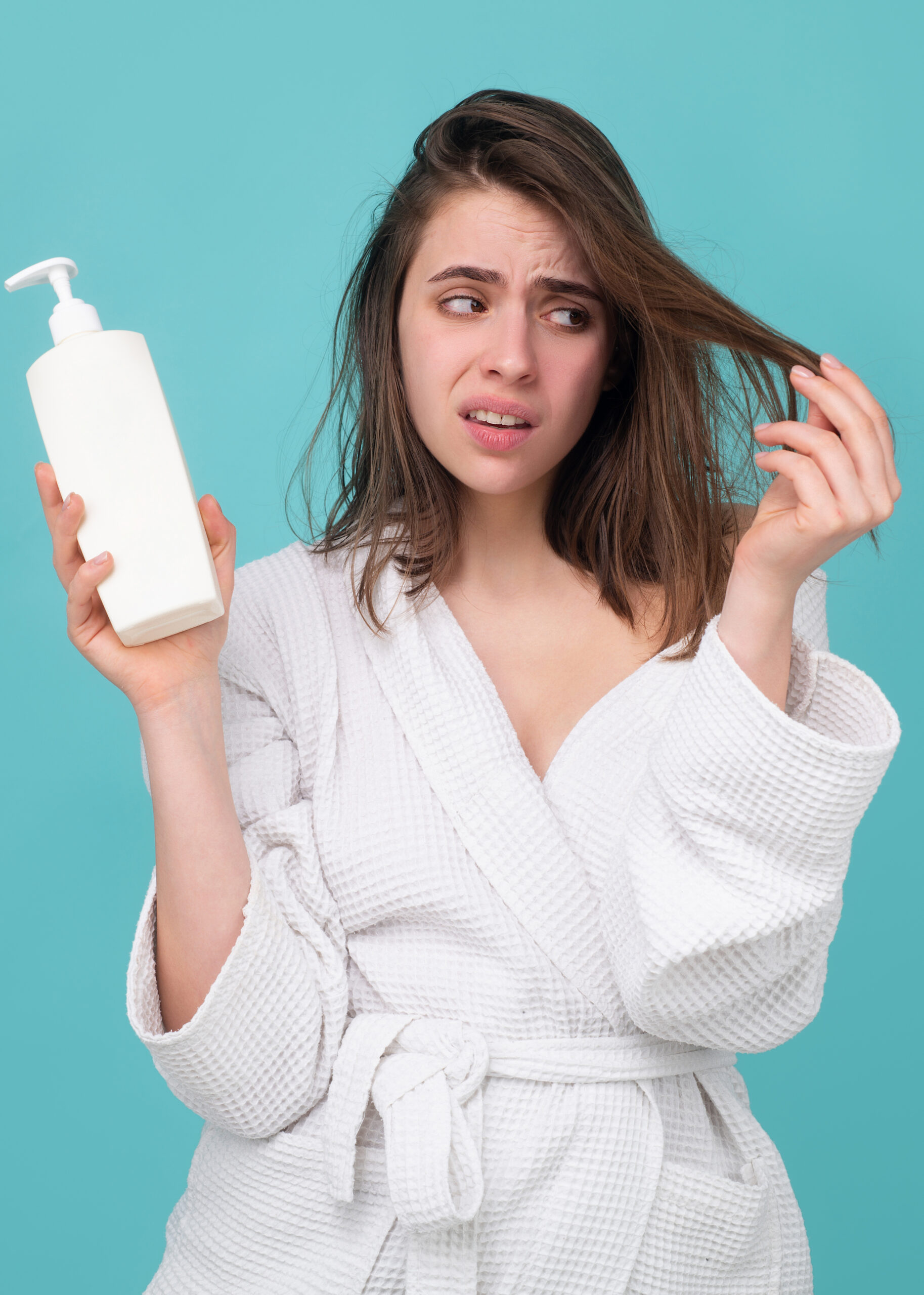 Shampoo vencido: como saber e quais os riscos?