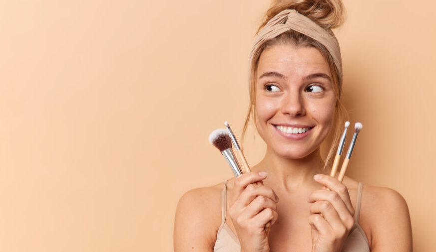 10 dicas para manter seus pincéis de maquiagem por mais tempo