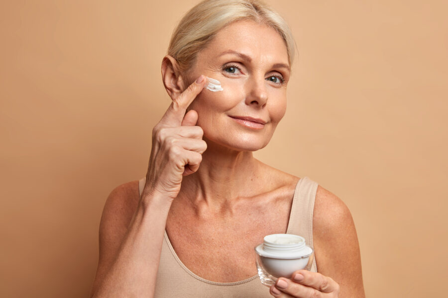 3 dicas para prevenir o aparecimento de sinais de envelhecimento da pele