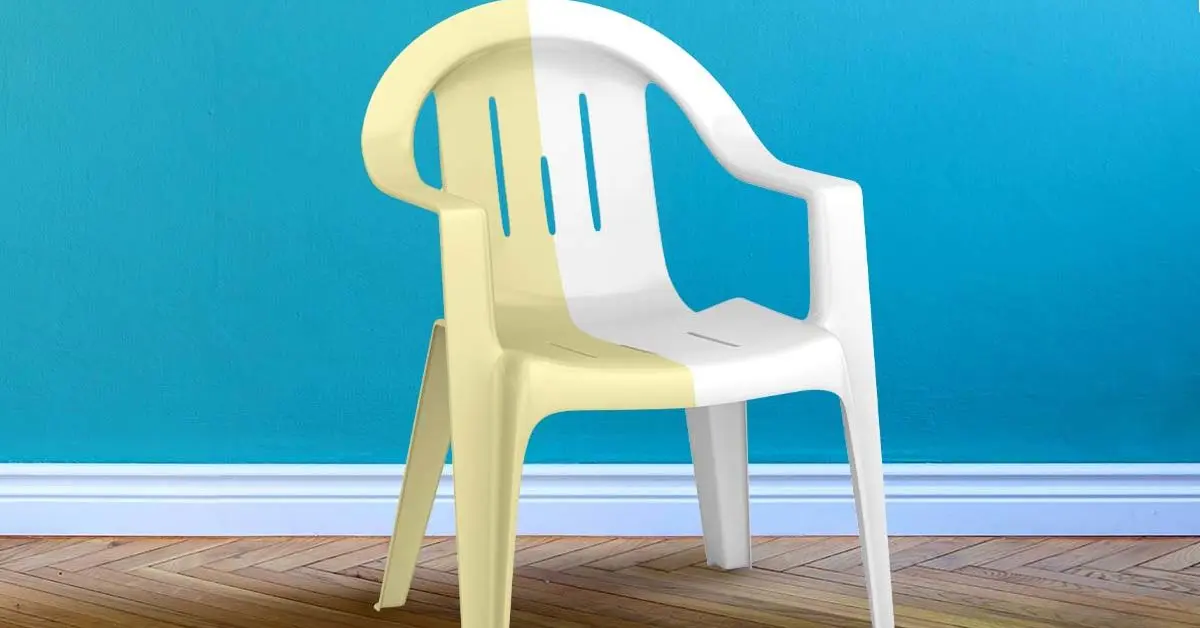 Cadeiras brancas amareladas? O truque para branqueá-los e fazê-los parecer novos
