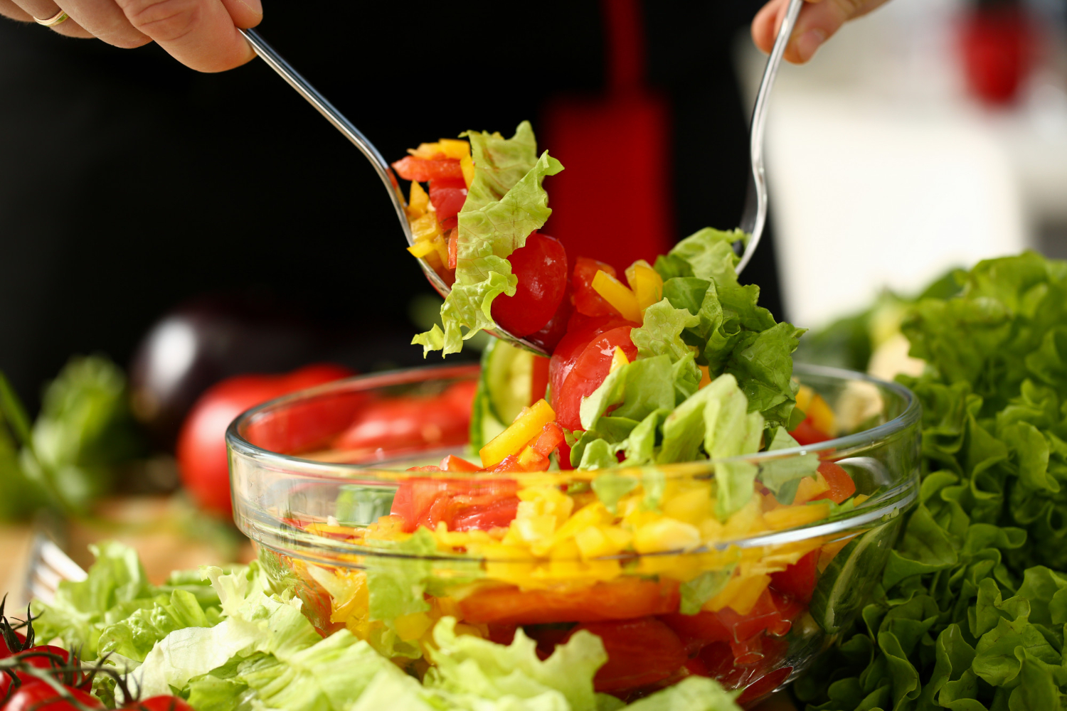 Deliciosa salada caseira com toque de restaurante