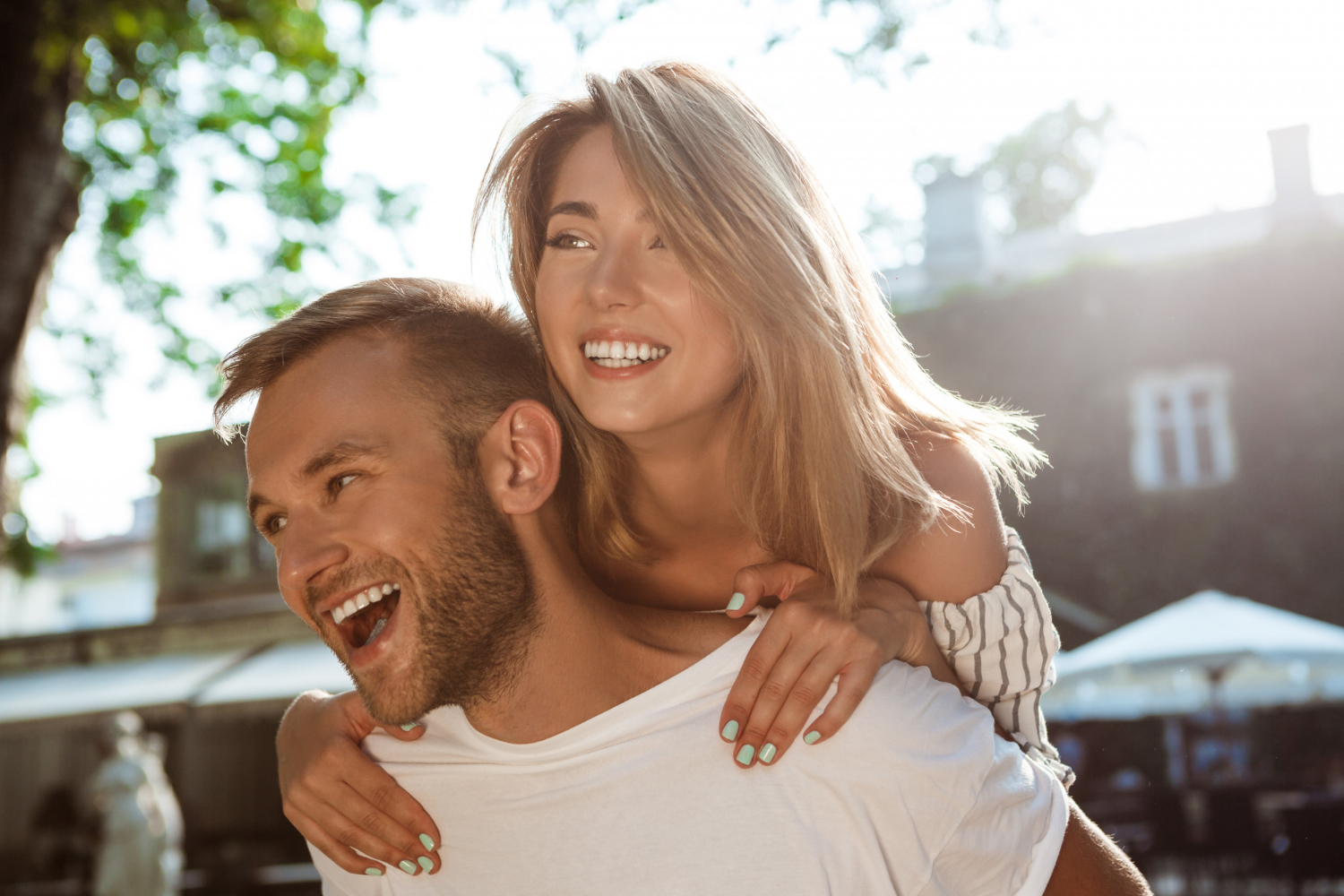 5 atitudes essenciais para cultivar um relacionamento feliz