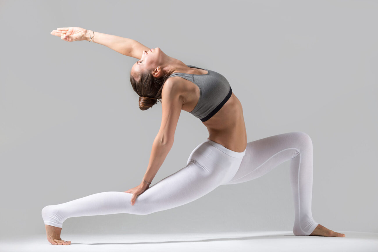 8 alongamentos de ioga diários para obter mais flexibilidade