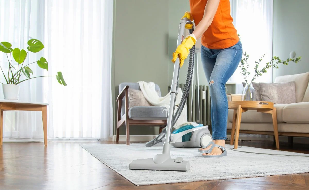 Como limpar sua casa de forma eficaz em apenas 3 horas