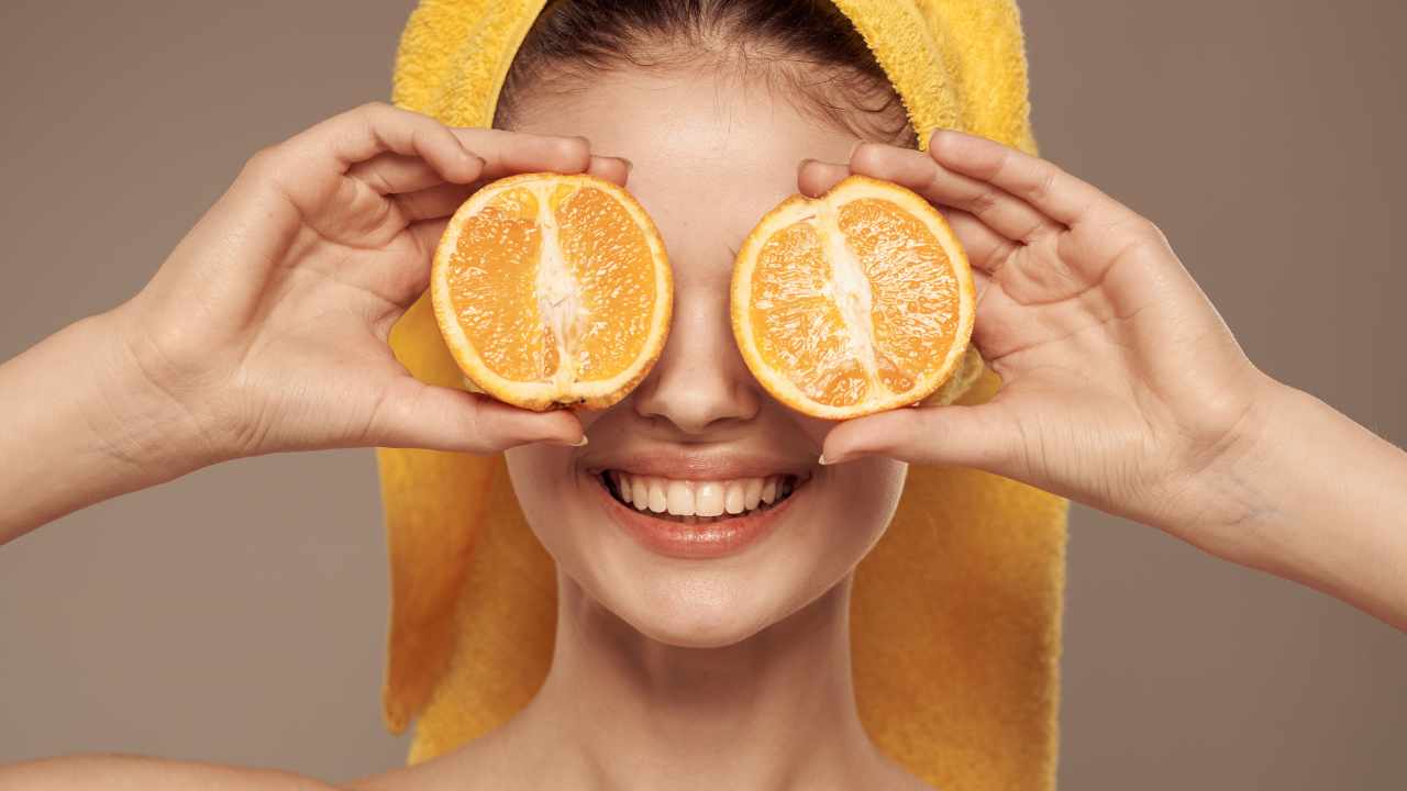 Como usar laranja para cuidar da pele e do cabelo