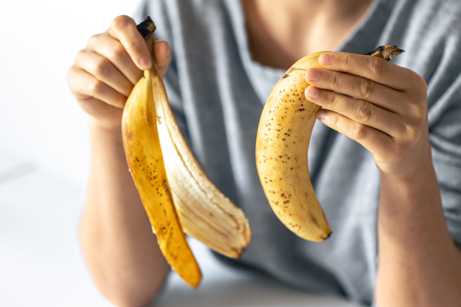 Casca de banana para pele: o segredo natural para um rosto rejuvenescido