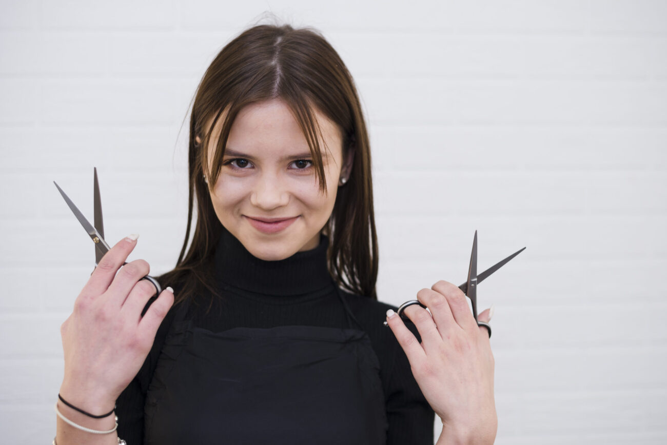 11 cortes de cabelo curtos para adolescentes que causarão impacto
