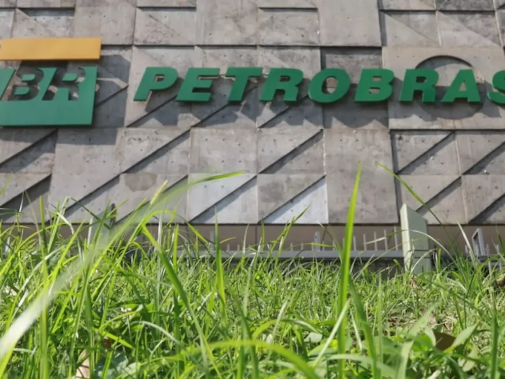 Avanço tecnológico da Petrobras com a Pioneer Consulting na Bacia de Campos