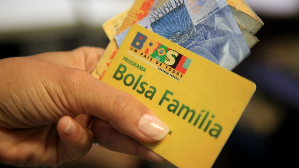 13º do Bolsa Família será pago em dezembro para todos ou apenas em alguns estados? Descubra a verdade